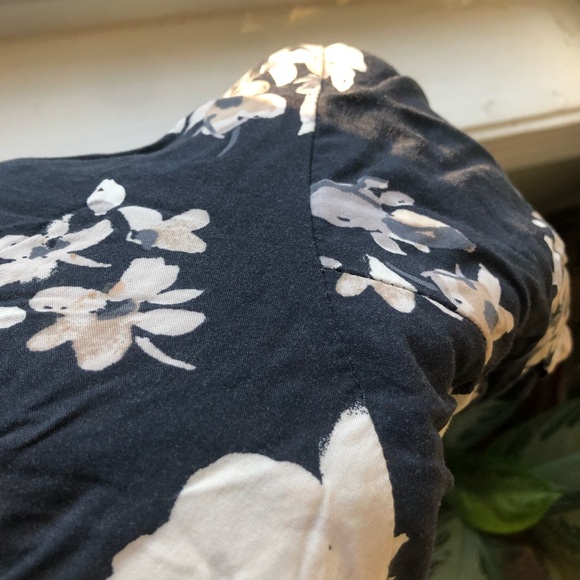 Floral Dress (M) - Picture 5 of 5